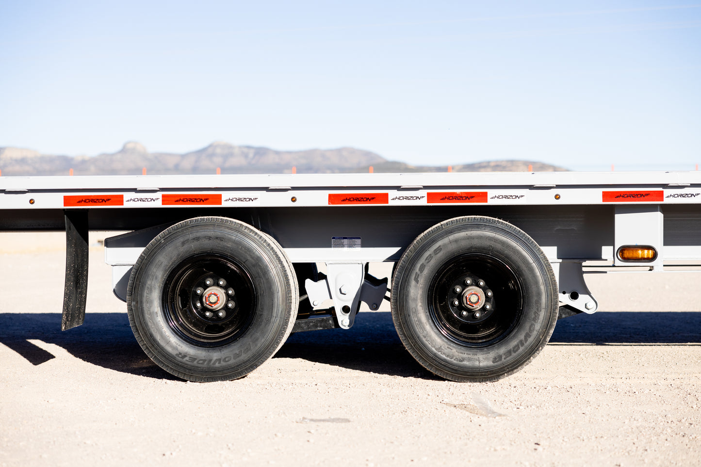 Horizon FFH Full Tilt Flatdeck Trailer